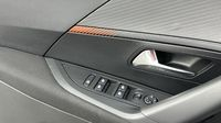 Peugeot 2008 1.5 BlueHDi 110ch S&S Active Business — photo 16