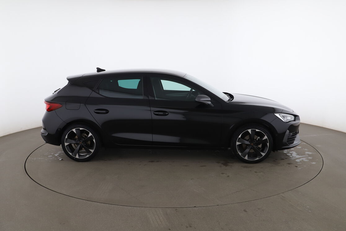 Cupra Leon 1.5 eTSI V DSG7 — photo 6