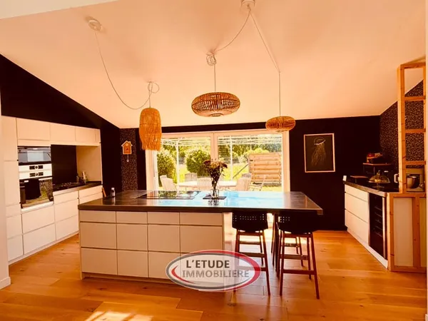 Carquefou: Maison familiale de plain pied 4 chambres