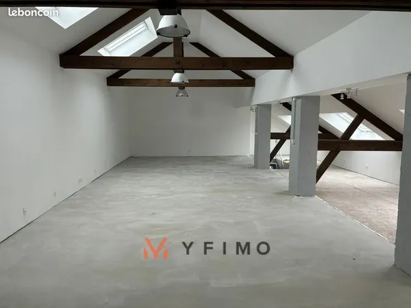 Bureaux 132 m² FONTENAY-SAINT-PÈRE