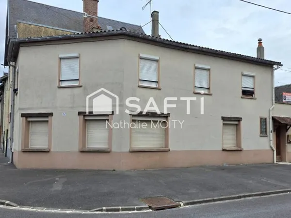 Maison familiale T5 avec travaux et grand potentiel, garage et terrasse