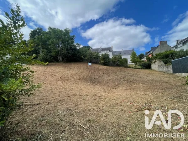Terrain 1225 m²