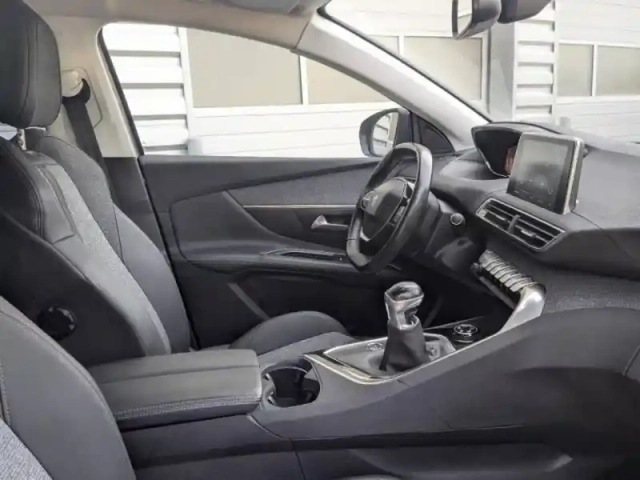 Peugeot 3008 1.5 bluehdi 130ch e6.c allure s&amp;s  6cv — photo 7
