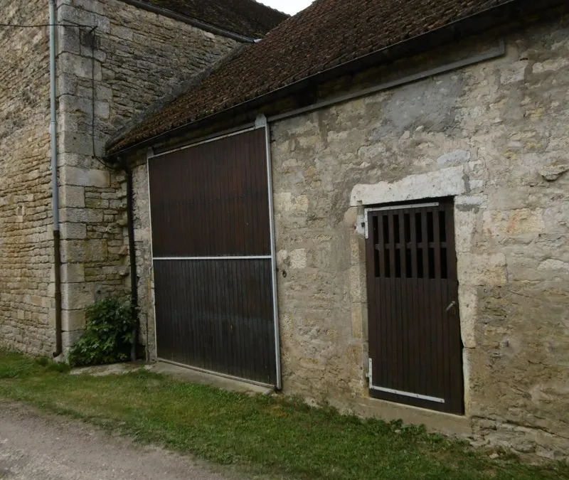 Photo 3