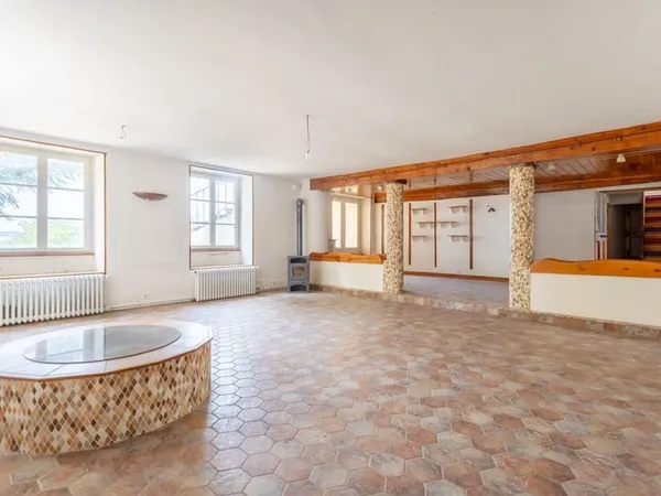 Belle demeure de caractère avec vue exceptionnelle sur le Pu