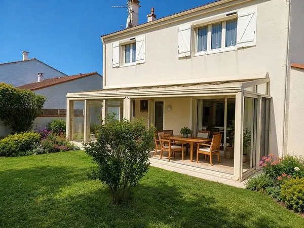 Maison 6 pièces 135 m²
