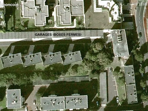 Box fermé à Garches