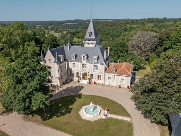 Château 16 pièces 766 m²