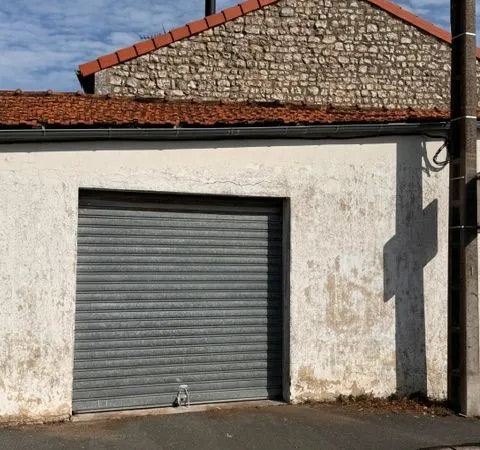 Parking individuel fermé 15m2 La Rochelle