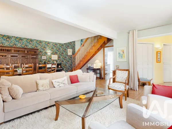 Maison 5 pièces 130 m²