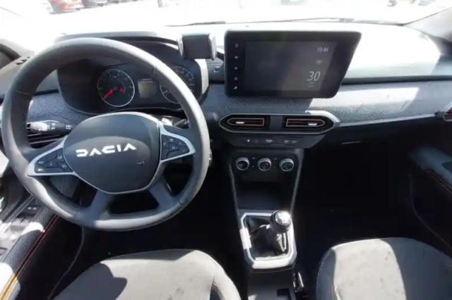 Dacia Sandero tce 110 — photo 9