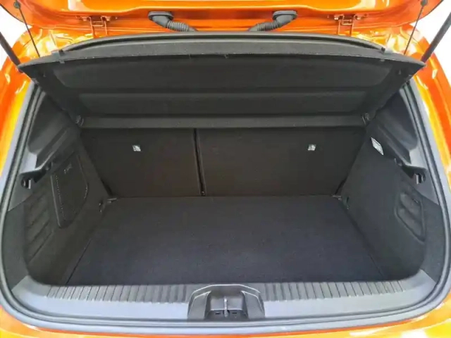 Renault Clio tce 90 — photo 19