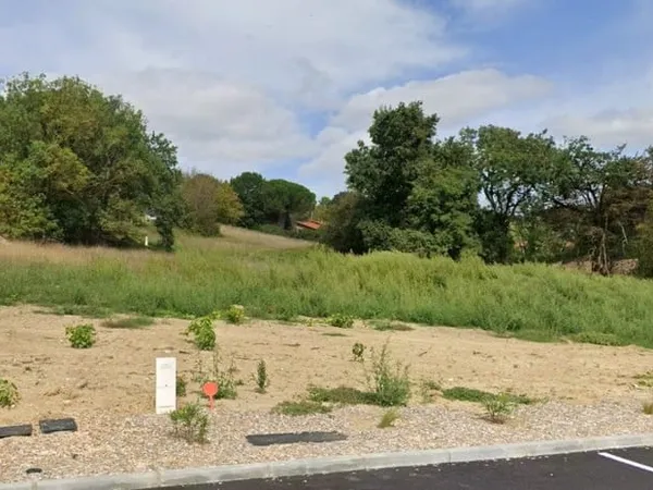 Terrain 791 m²