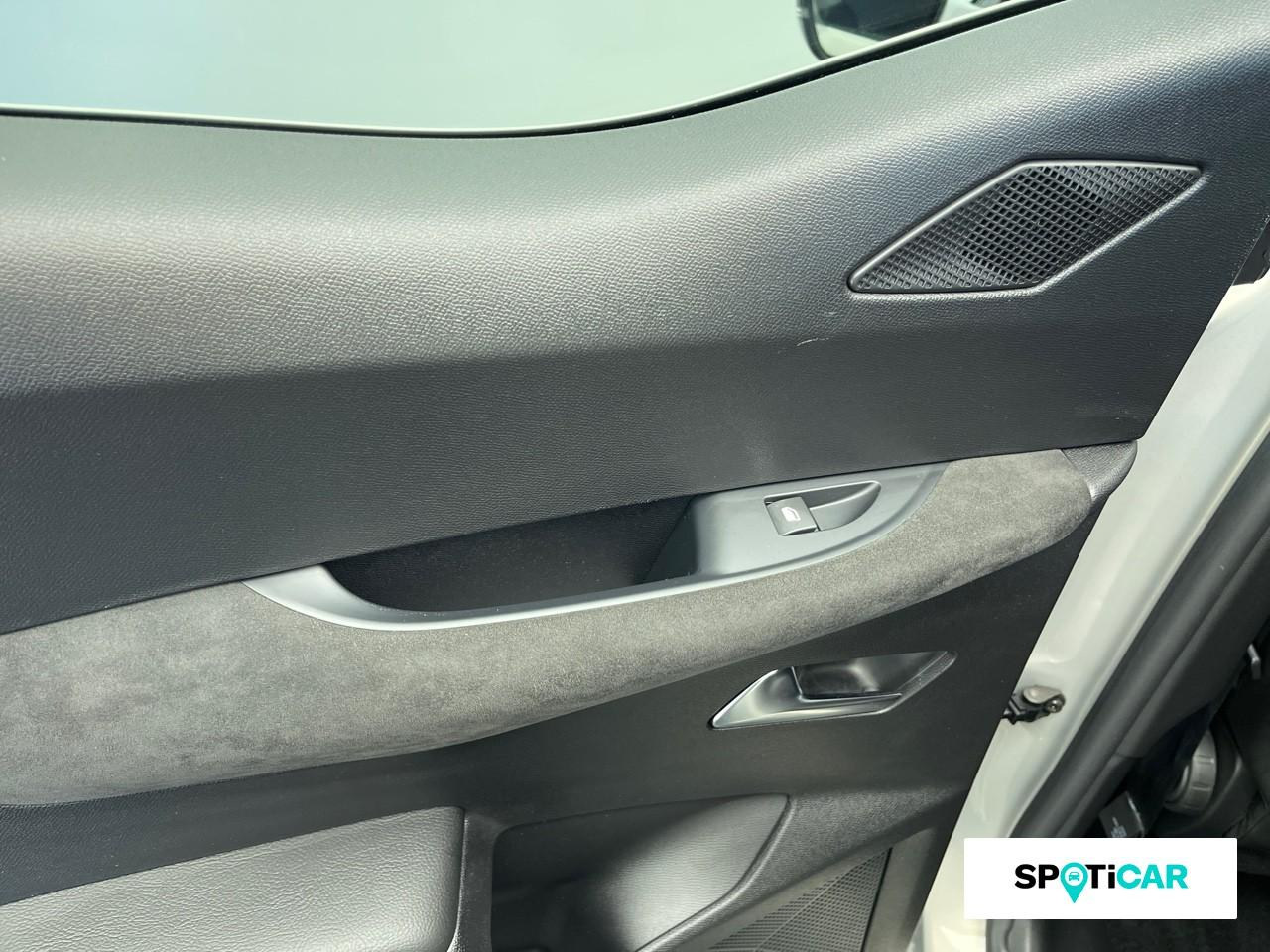 Ds Ds 3 crossback e-tense performance line — photo 15