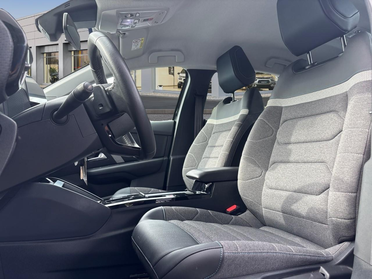 Citroën C4 bluehdi 130ch s&s feel pack eat8 120g — photo 9