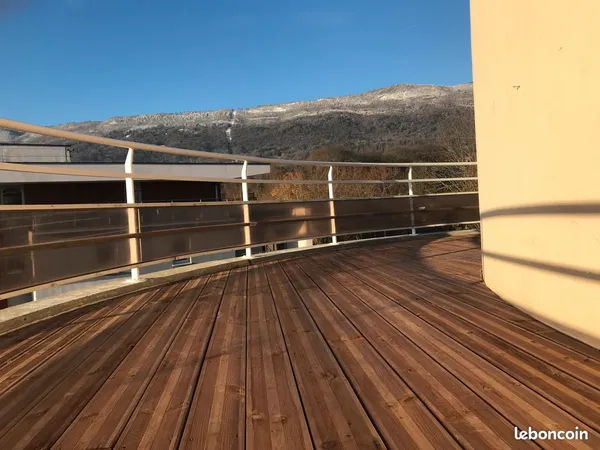 Lumineux T4 dans résidence de standing - terrasse 64m² avec vue imprenable