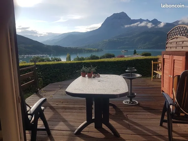 Bungalow Pavillon 2 pieces terrasse bord lac serre poncon rare exceptionnel