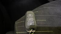 Peugeot 2008 1.2 Hybrid 145ch Allure e-DCS6 — photo 16