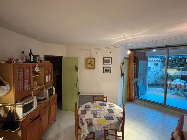 Studio avec jardin, terrasse et parking à Saint-Pierre-la-Mer