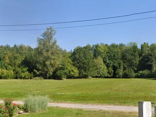 Terrain 17100 m²