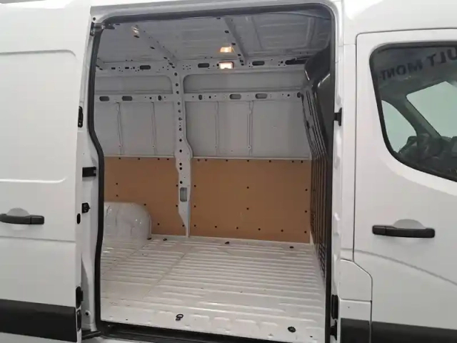 Renault Master fgn trac f3300 l2h2 blue dci 135 — photo 21