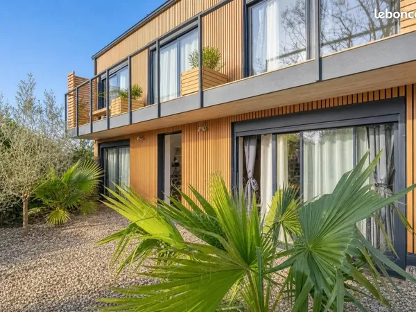 Maison 8 pièces 151 m²