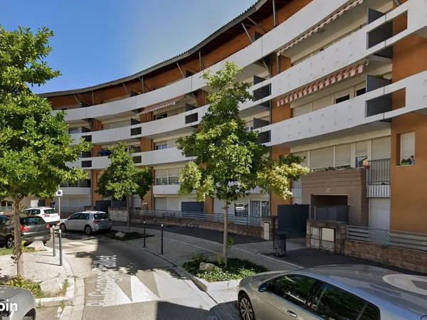 Appartement 4 pièces 83 m²