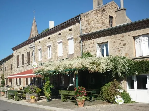 Hôtellerie et restauration Vente Burdignes   195000€
