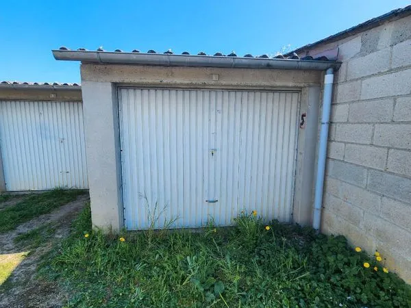 Parking/box 20 m² VOUEL