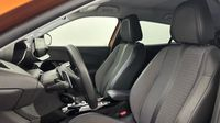 Peugeot 2008 1.5 BlueHDi 130ch S&S Allure EAT8 125g — photo 12