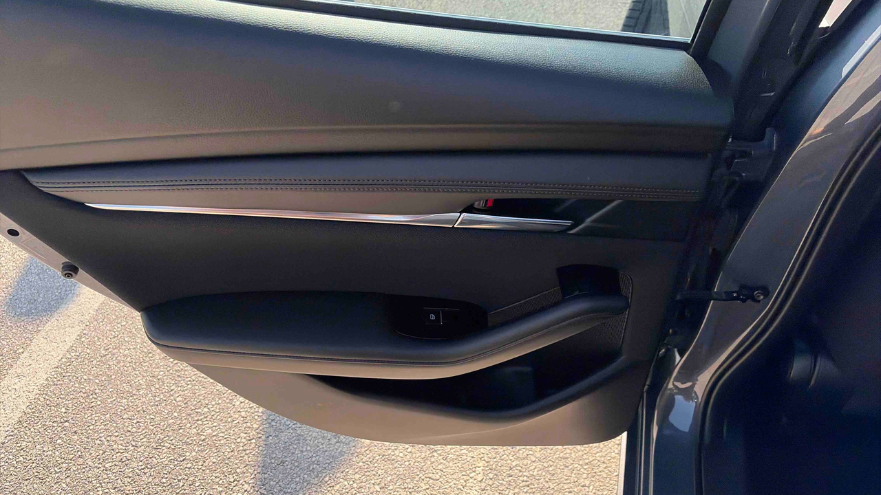 Mazda3 5 portes 2.0L SKYACTIV-G M Hybrid 122 ch BVA6 — photo 23