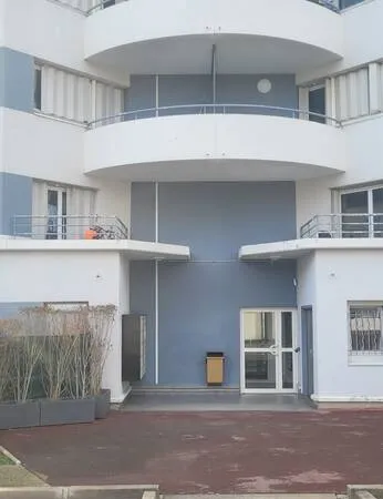 Studio 1 pièce 27 m²