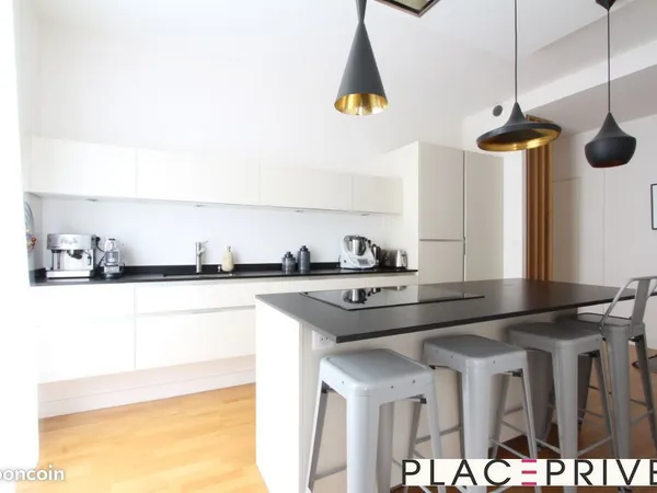 Appartement 3 pièces 103 m²
