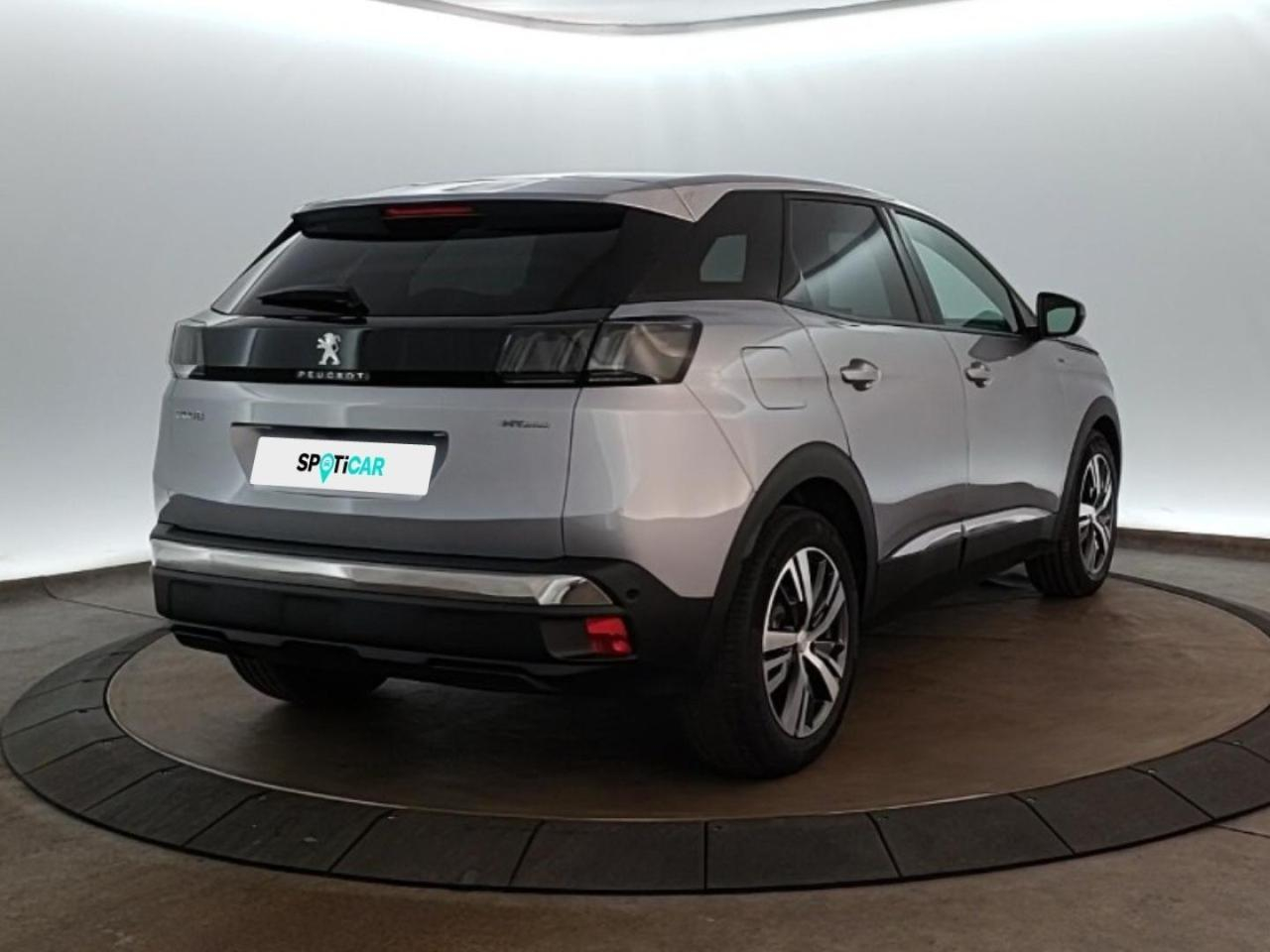 Peugeot 3008 plug-in hybrid 180ch allure pack e-eat8 — photo 3