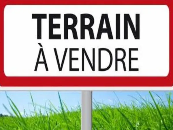 Terrain 600 m²
