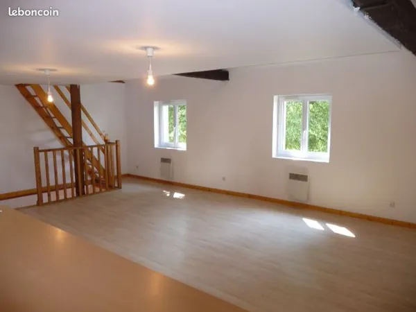 Appartement F3 en duplex à Mérignies