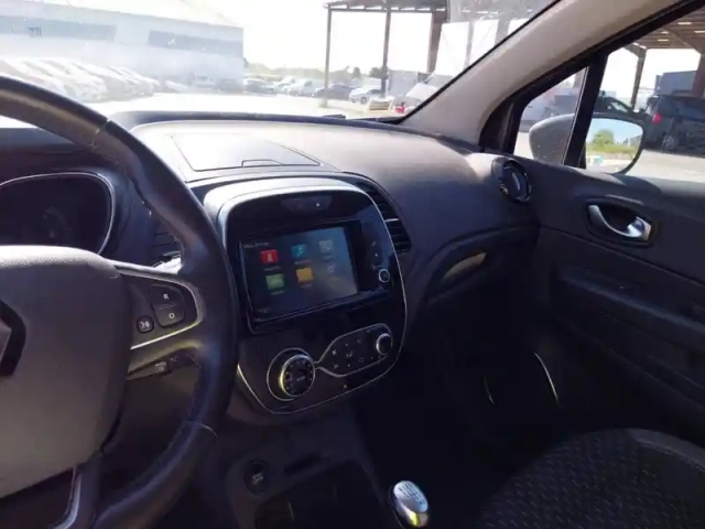 Renault Captur tce 130 fap — photo 14