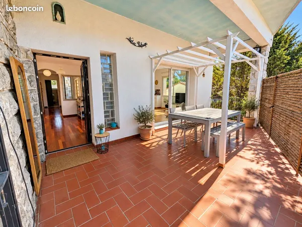 T5 130 m² lumineux - Dernier étage - Terrasse 23 m²