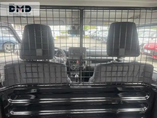 Suzuki Jimny 1.5 vvt privilège — photo 10
