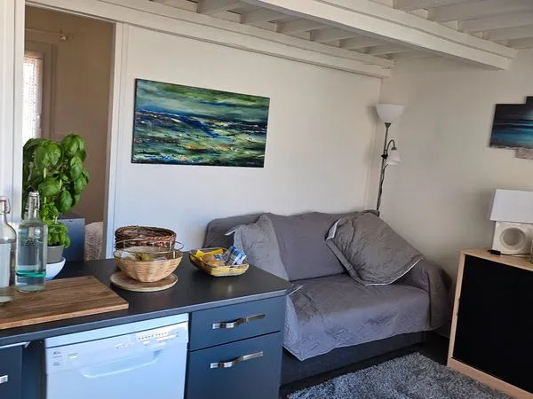 T3 traversant rénové tout équipé avec terrasse et parking - Cap d'Agde, 50 m de la plage