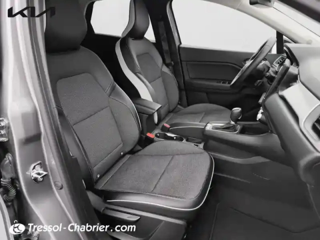 Renault Captur e-tech 145 - 21 intens — photo 9