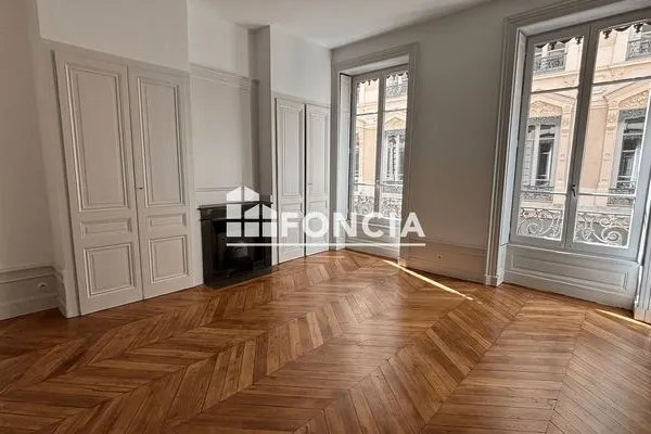 Appartement 5 pièces 119 m²
