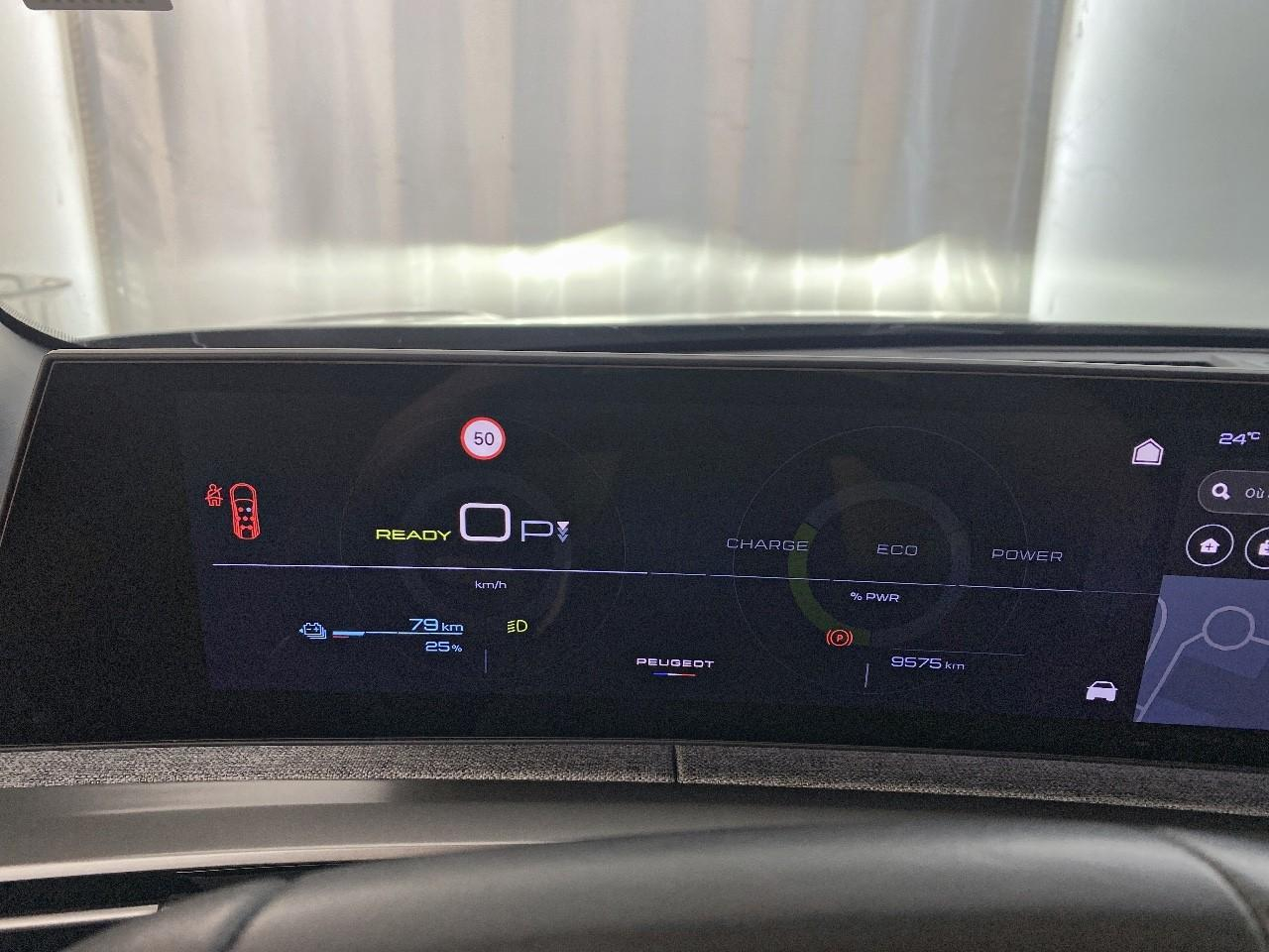 Peugeot 5008 electrique 210 ch 73 kwh allure — photo 13