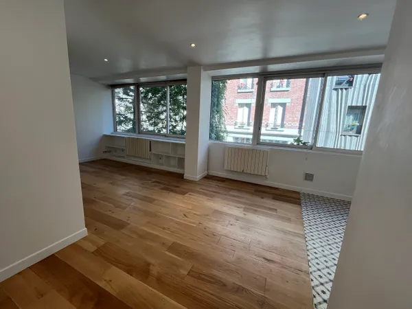 Loue Appartement 2 pièces Paris 19eme proche Bassin de la Villette
