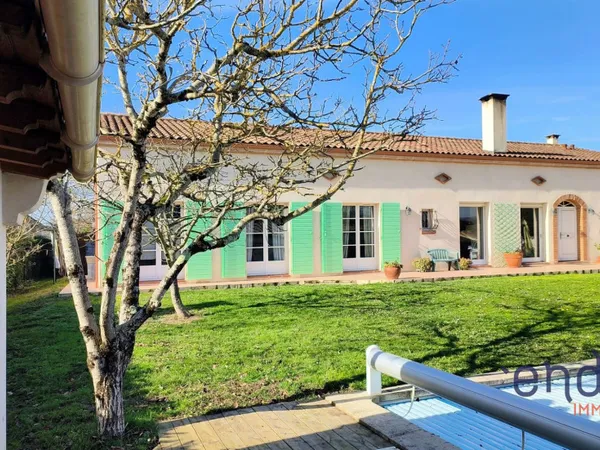 Maison 8 pièces 249 m²