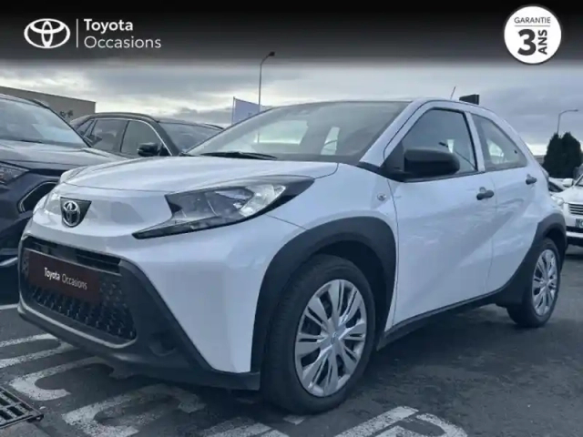 Toyota Aygo X 1.0 vvt-i 72ch active business — photo 1