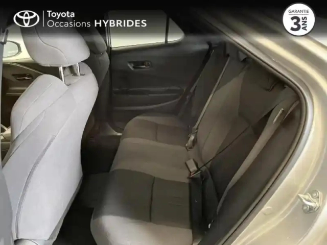 Toyota C-Hr 2.0 hybride rechargeable 225ch design my25 — photo 4