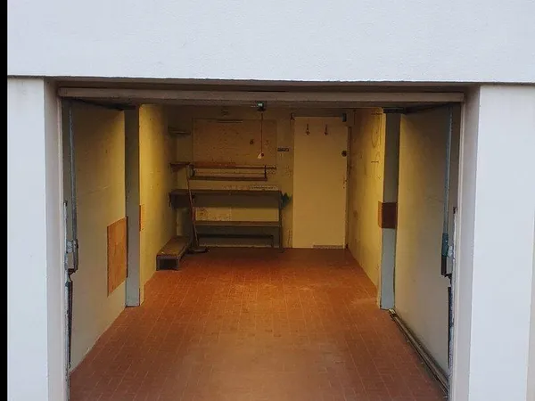 Parking 18 m²