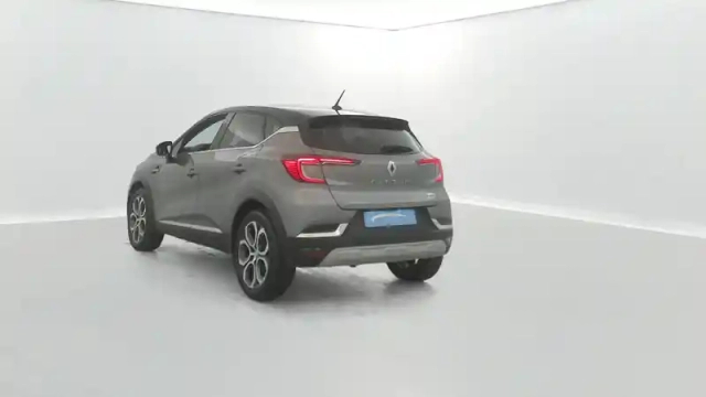 Renault Captur e-tech 145 - 21 — photo 3