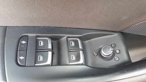 Audi Q3 1.4 TFSI COD 150 S-Tronic6 - Business – 2017 – 144962 km – Essence – Boîte Automatique — photo 3
